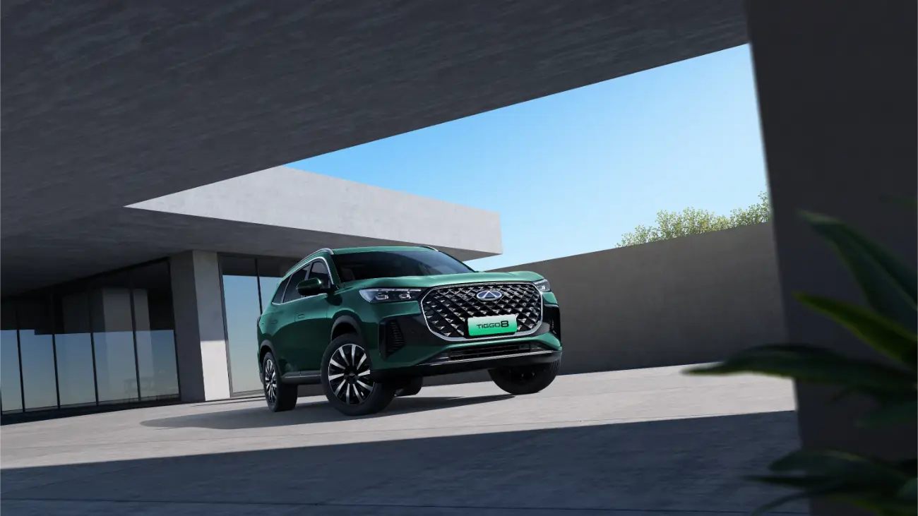 tiggo 8 CSH PHEV vedere laterala fata - Green | Chery Romania