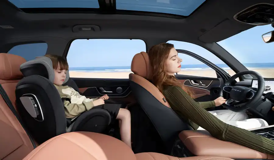 Tiggo-9-CSH-PHEV-experienta-de-lux-silentioasa-ca-o-masina-electrica-chery-romania